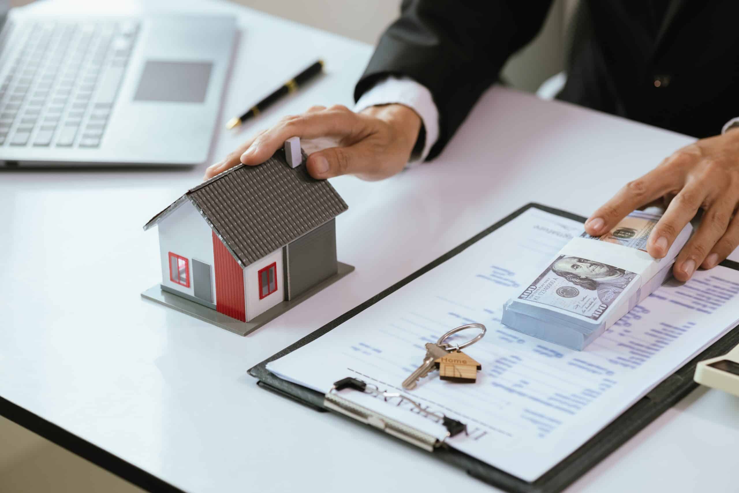 How to Sell a House in Texas Without a Realtor: FSBO, iBuyers, and Cash Buyers Compared
